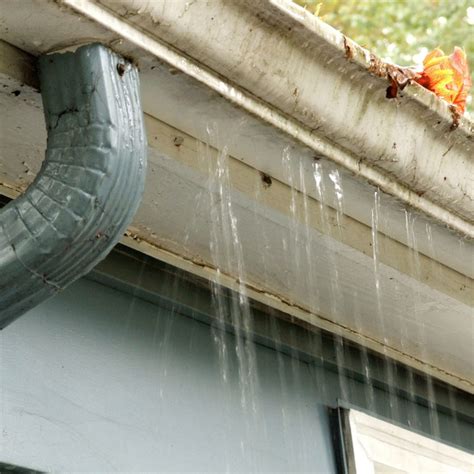 water leaking from gutter into house|Common Gutter Problems and DIY Fixes at Home